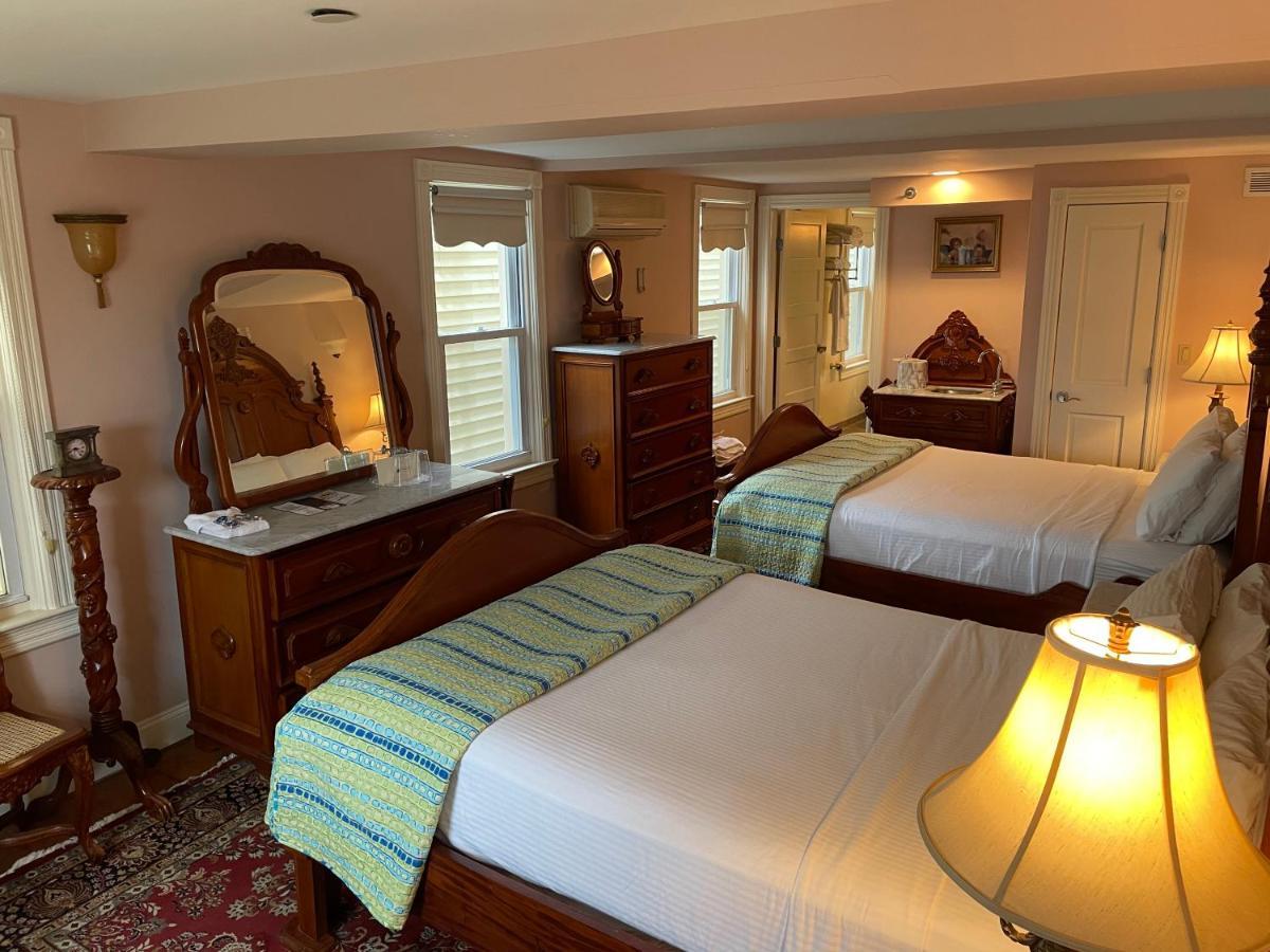 Laingdon Hotel 2*