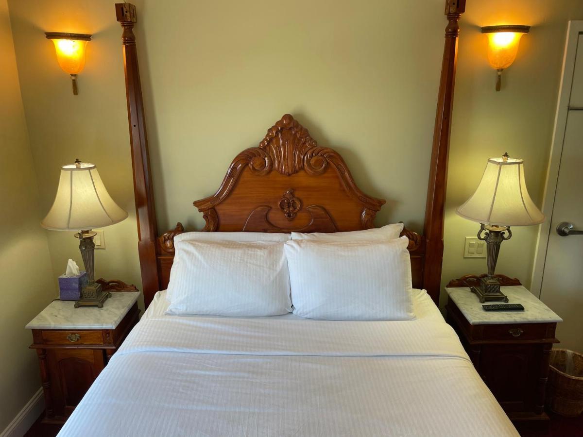 Laingdon Hotel 2*